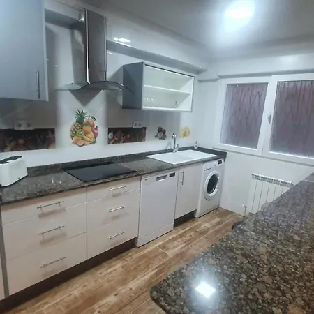 Capricho De Charo - 2 Hab, Baño, Diseño Moderno *
